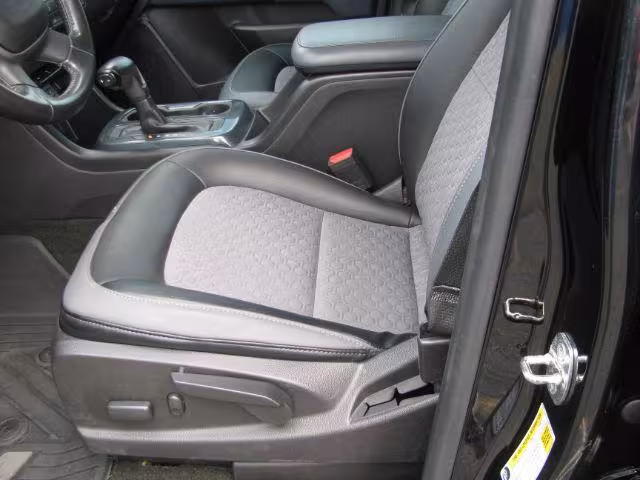 2017 Chevrolet Colorado - 1GCGTDEN8H1168542 - Image #8